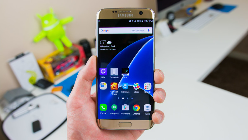 samsung-galaxy-s7-edge-photos-24-792x446 samsung-galaxy-s7-edge-photos-24-792x446