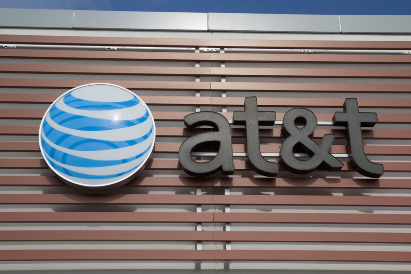 shutterstock_299699825-840x560