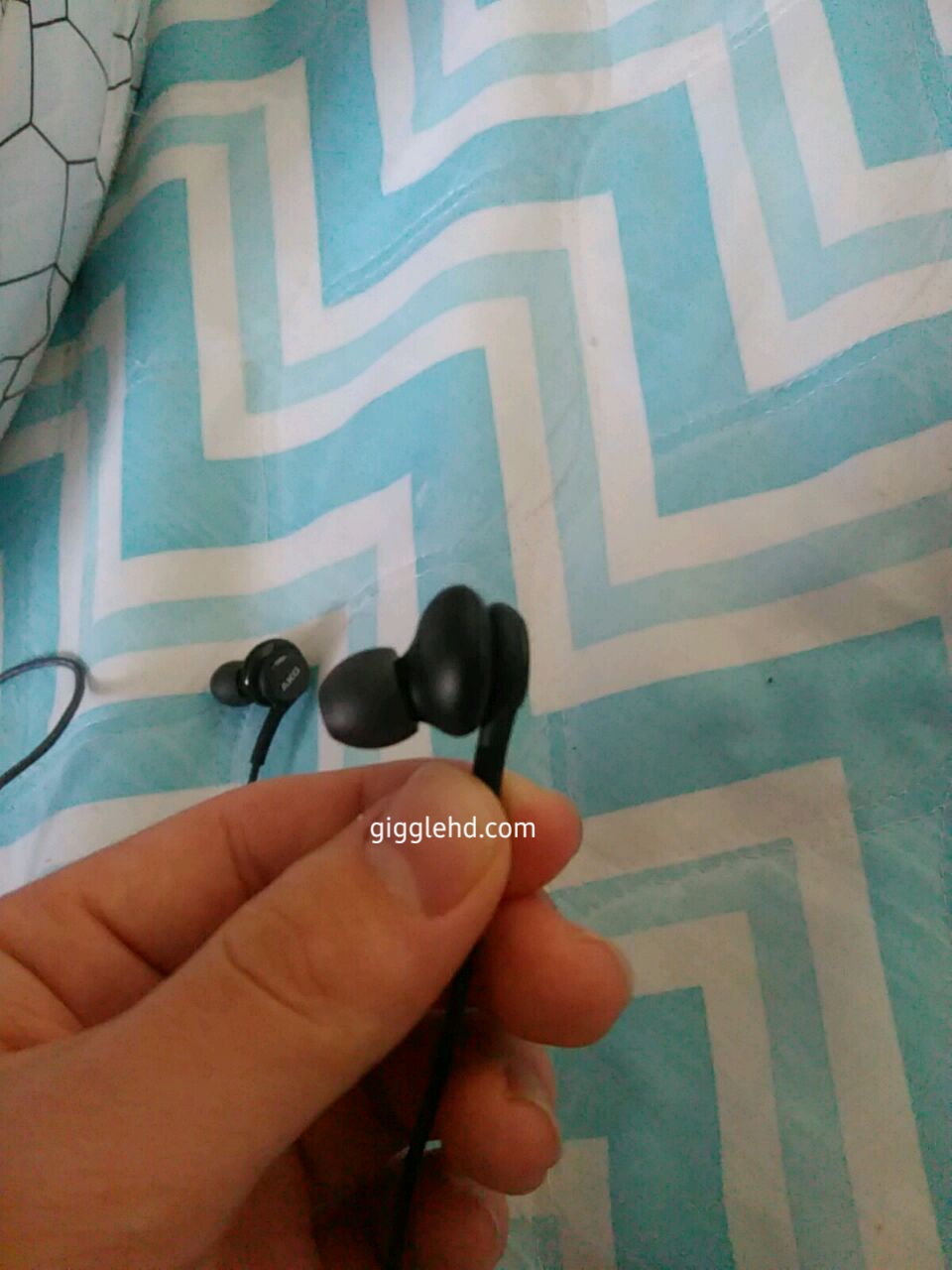Galaxy S8 AKG headphones leak 3