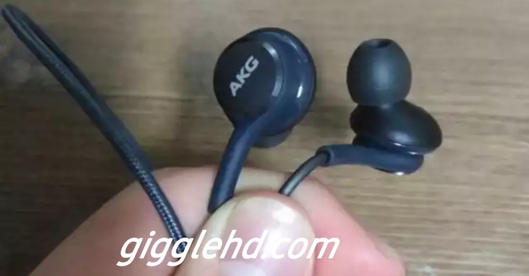 Galaxy S8 AKG headphones leak FB Galaxy S8 AKG headphones leak FB