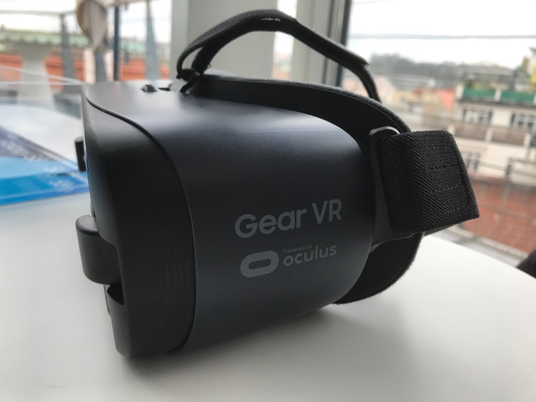 Gear VR remote 8 Gear VR remote 8