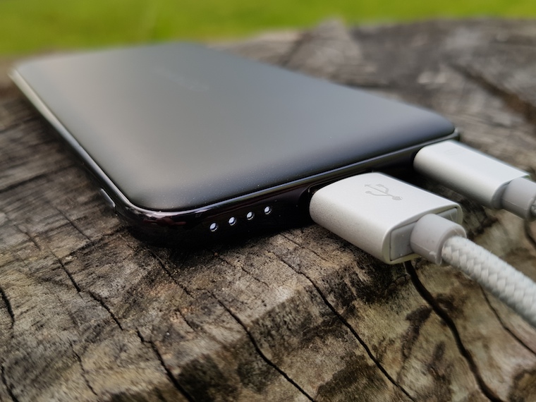 Powerbanka Maxco Razor 1