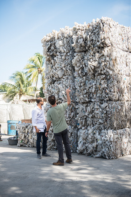 Dell obal z recyklovaneho plastu 5