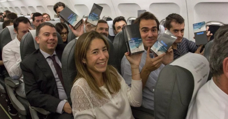 200-passengers-galaxy-note-8-h 200-passengers-galaxy-note-8-h
