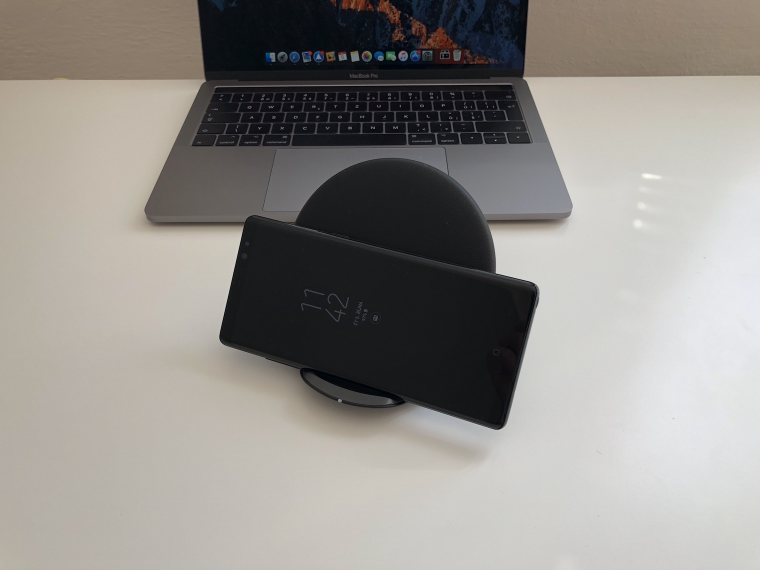 bezdratova podlozka Samsung Wireless Charger 6
