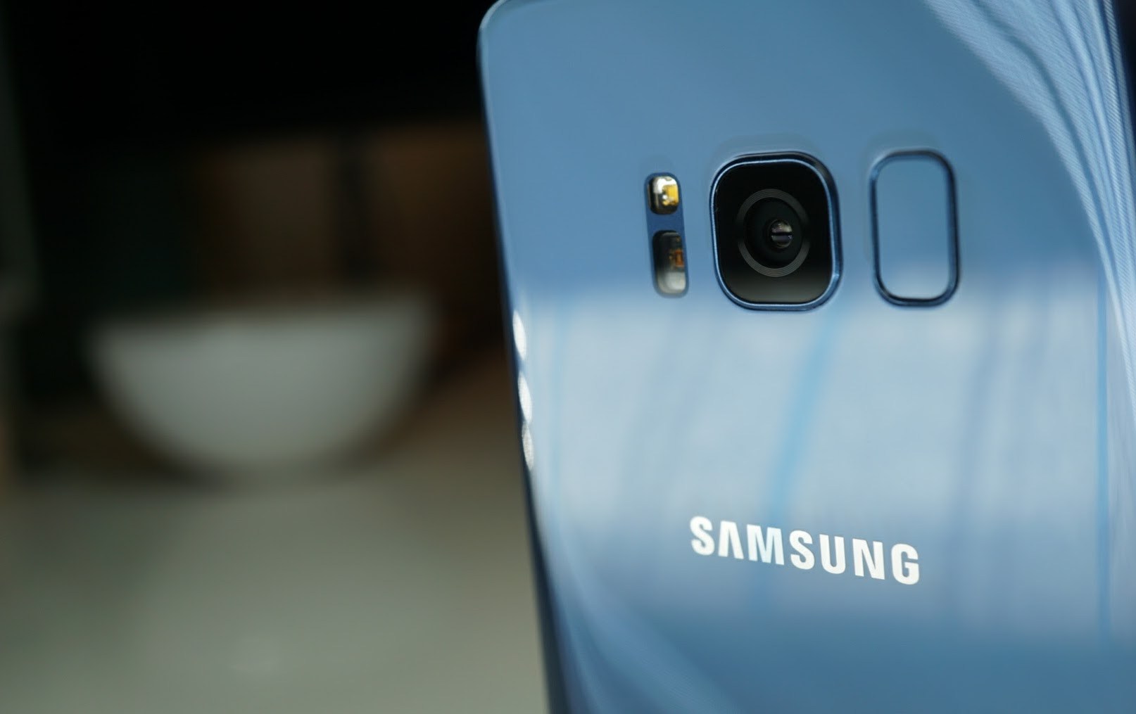 Galaxy S8 Coral Blue 1 galaxy s8
