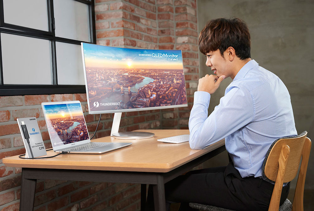 Samsung CJ791 QLED monitor 4 Samsung CJ791 QLED monitor 4