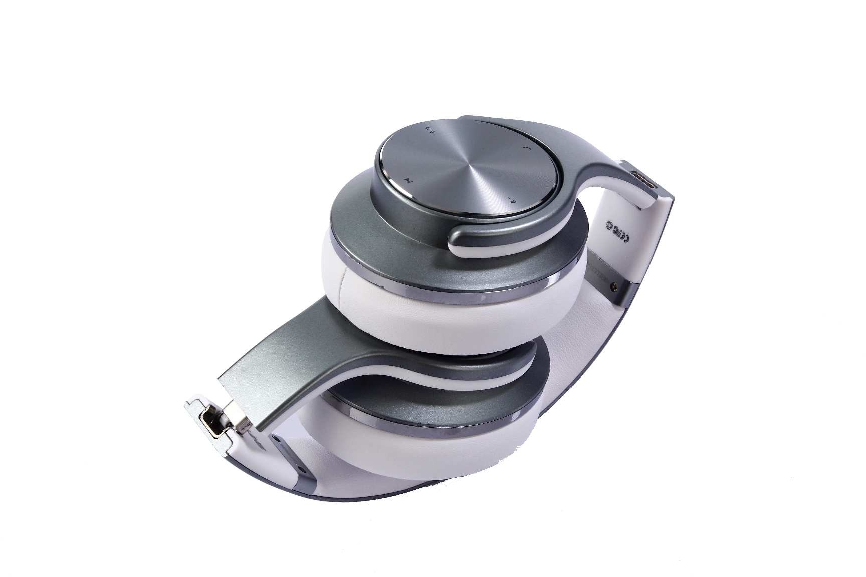 EVOLVEO_SupremeSound_E9_silver_3 EVOLVEO_SupremeSound_E9_silver_3
