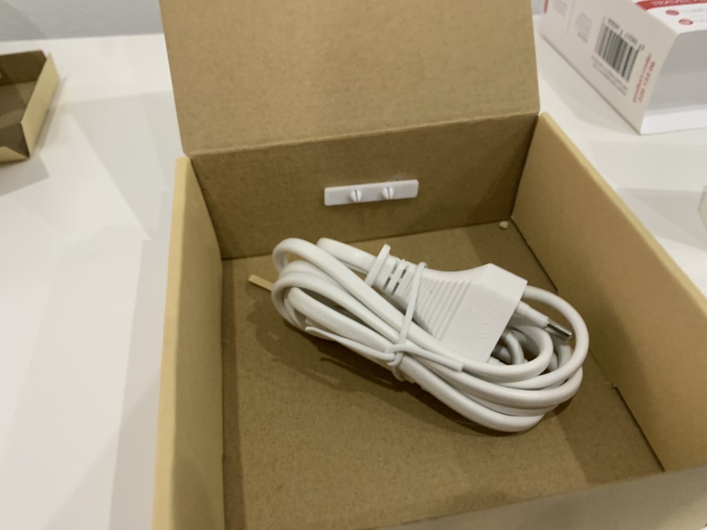 swissten_qc30_ada-19