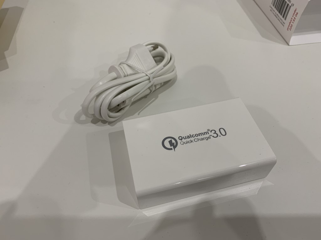 swissten_qc30_ada-20