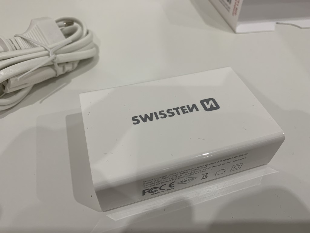 swissten_qc30_ada-21