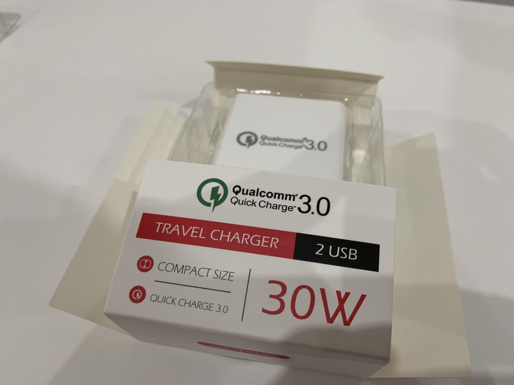 swissten_qc30_ada-4