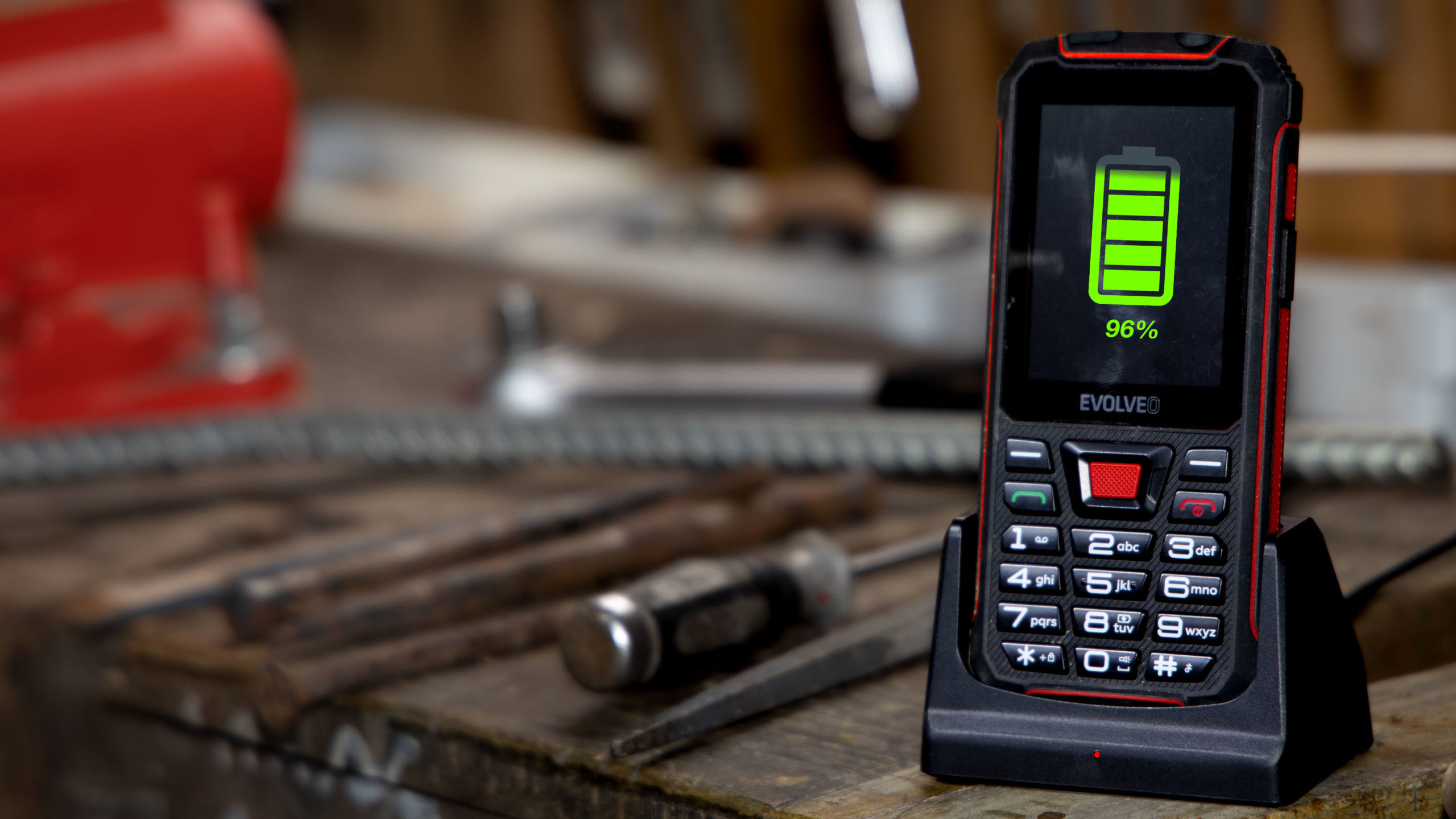 EVOLVEO_StrongPhone_image_4 EVOLVEO_StrongPhone_image_4