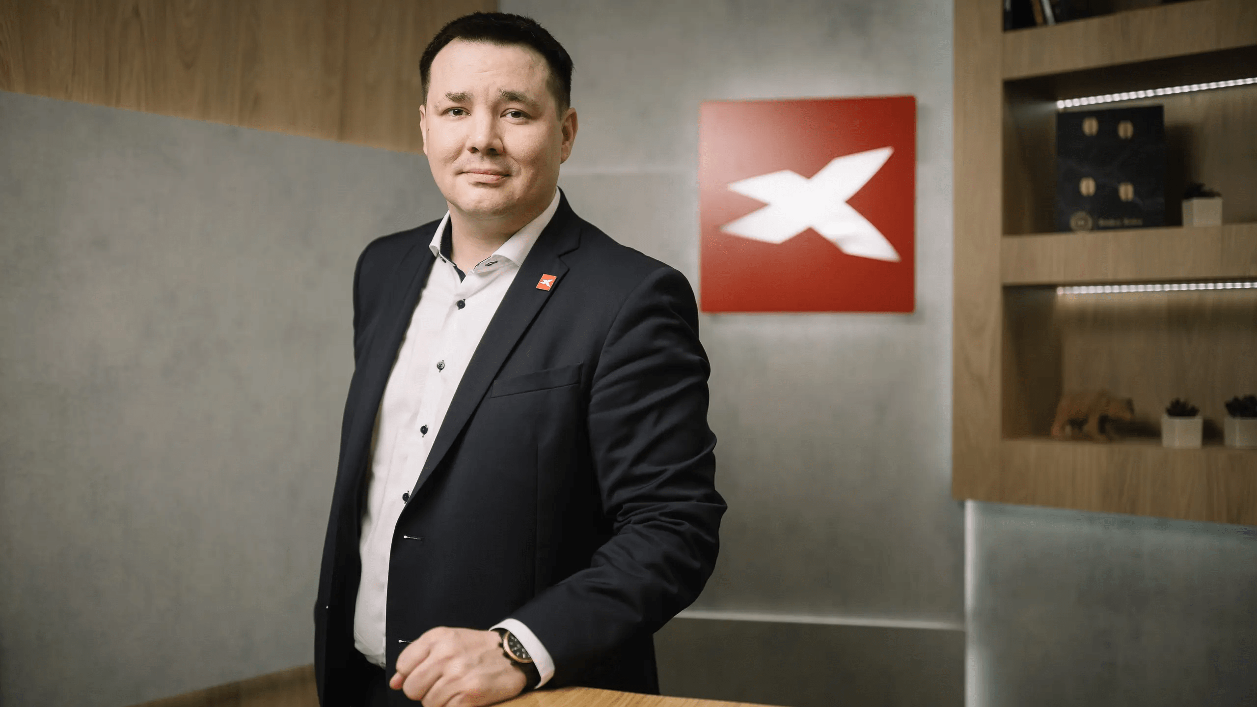 Vladimir-Holovka-min Vladimir Holovka min