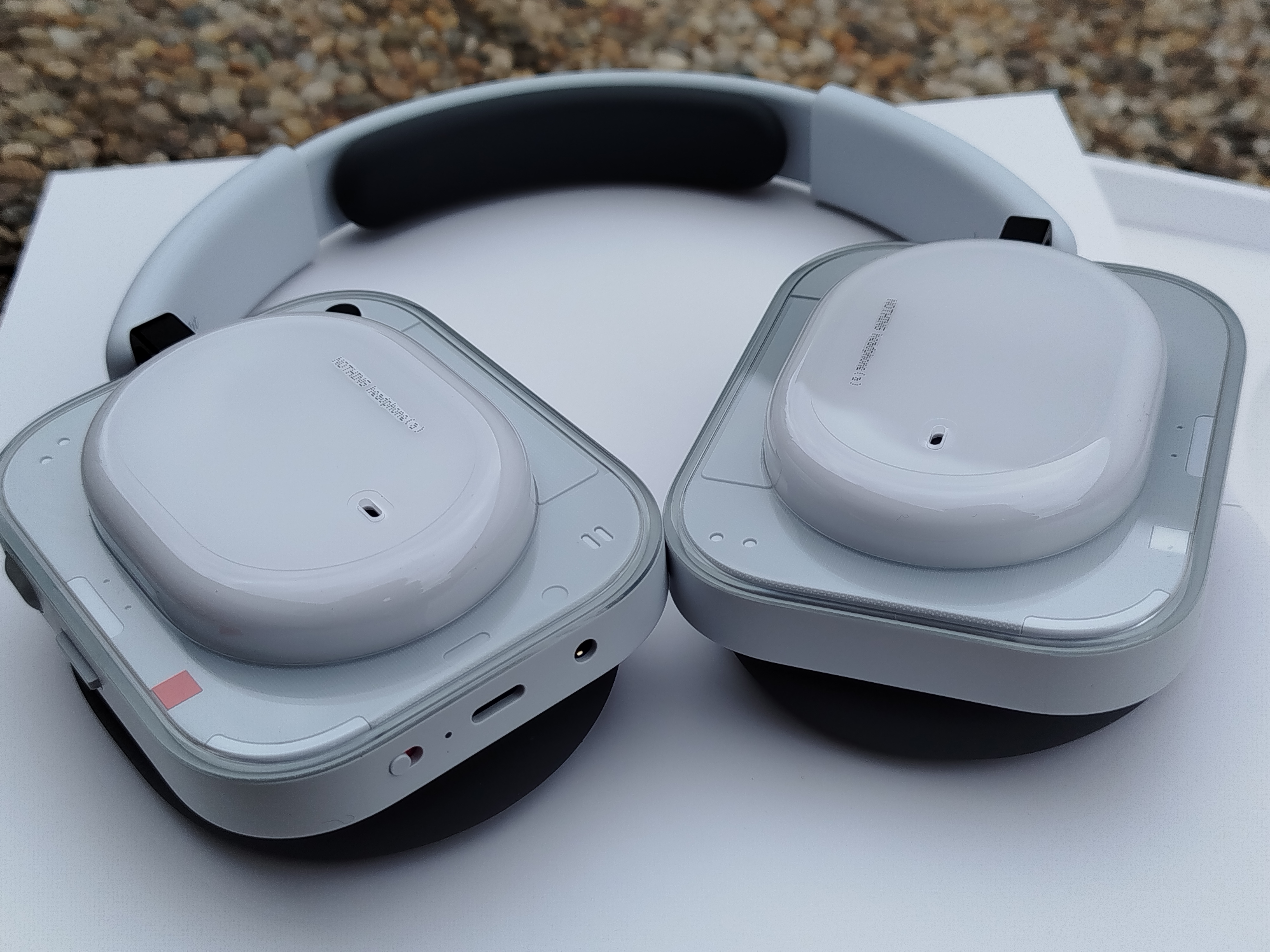 Nothing Headphone (a) 10