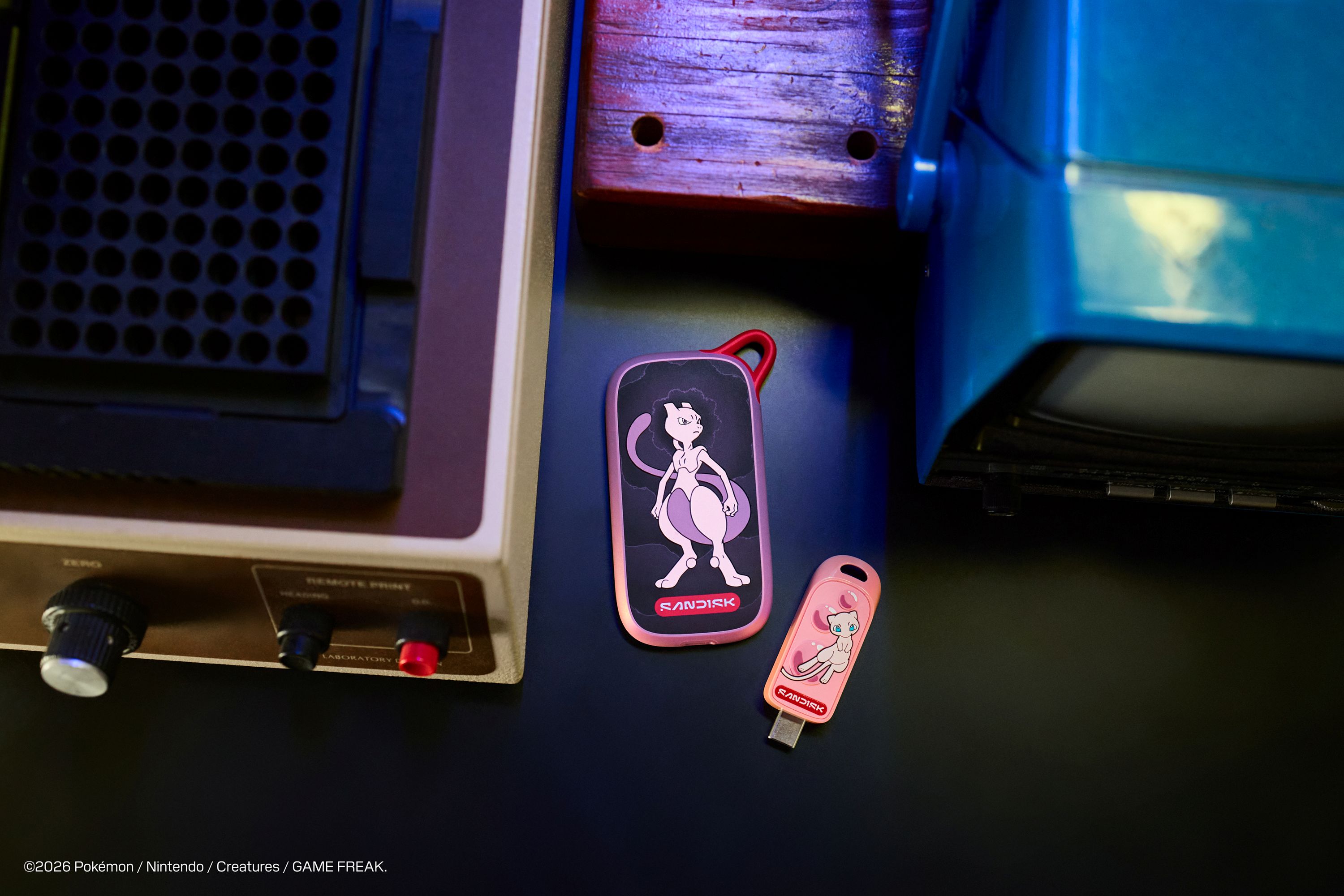 Life SNDK Pokemon pSSD Mewtwo Edition Portfolio 02 PO