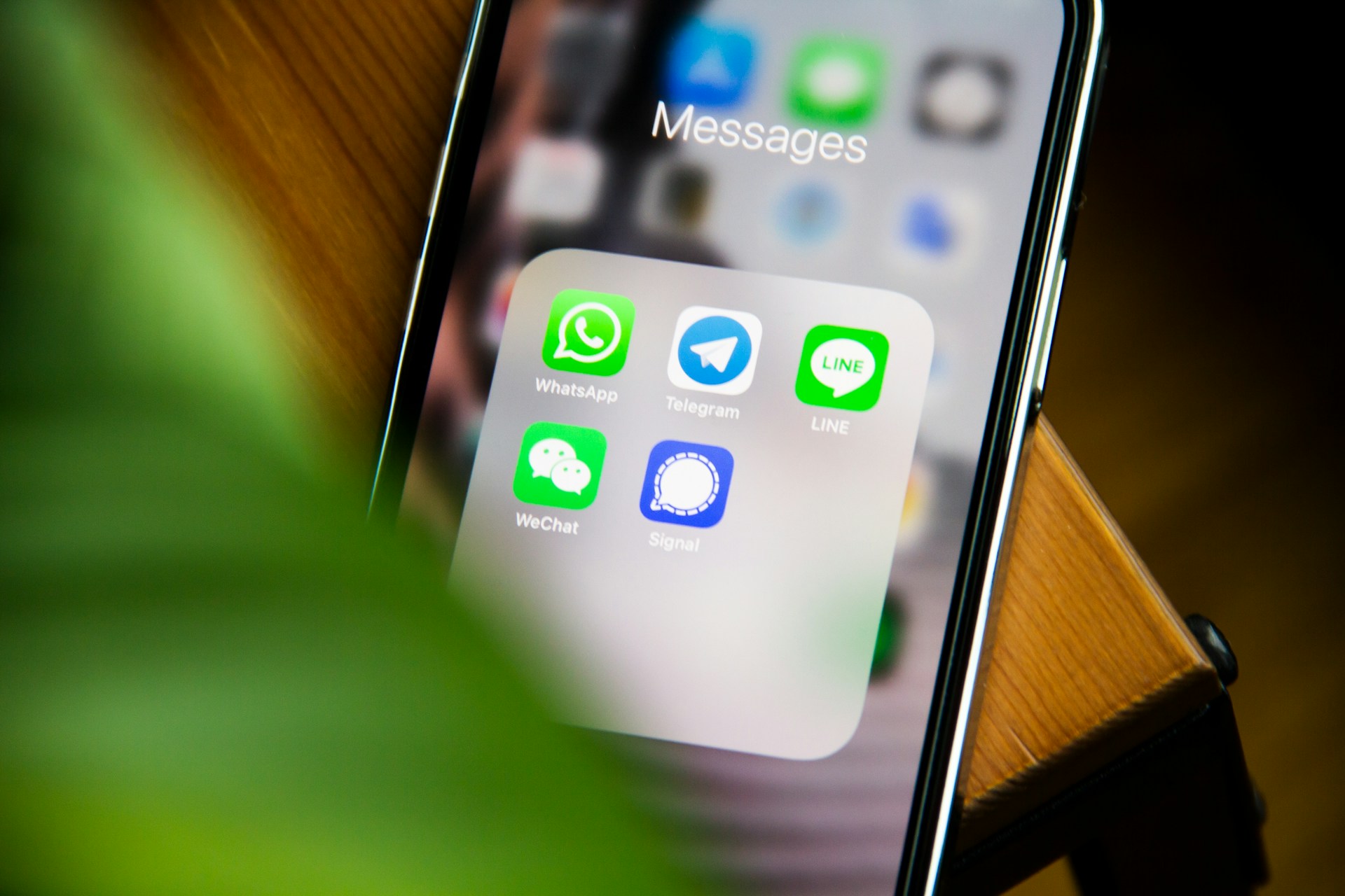 Signal Telegram WhatsApp cover